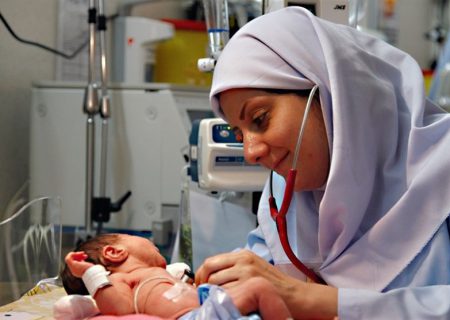 کاهش مرگ و میر مادران باردار به همت جامعه مامایی و پزشکی