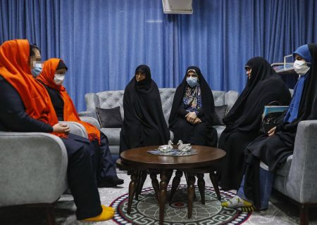 بازدید اعضای فراکسیون زنان از کانون اصلاح و تربیت تهران